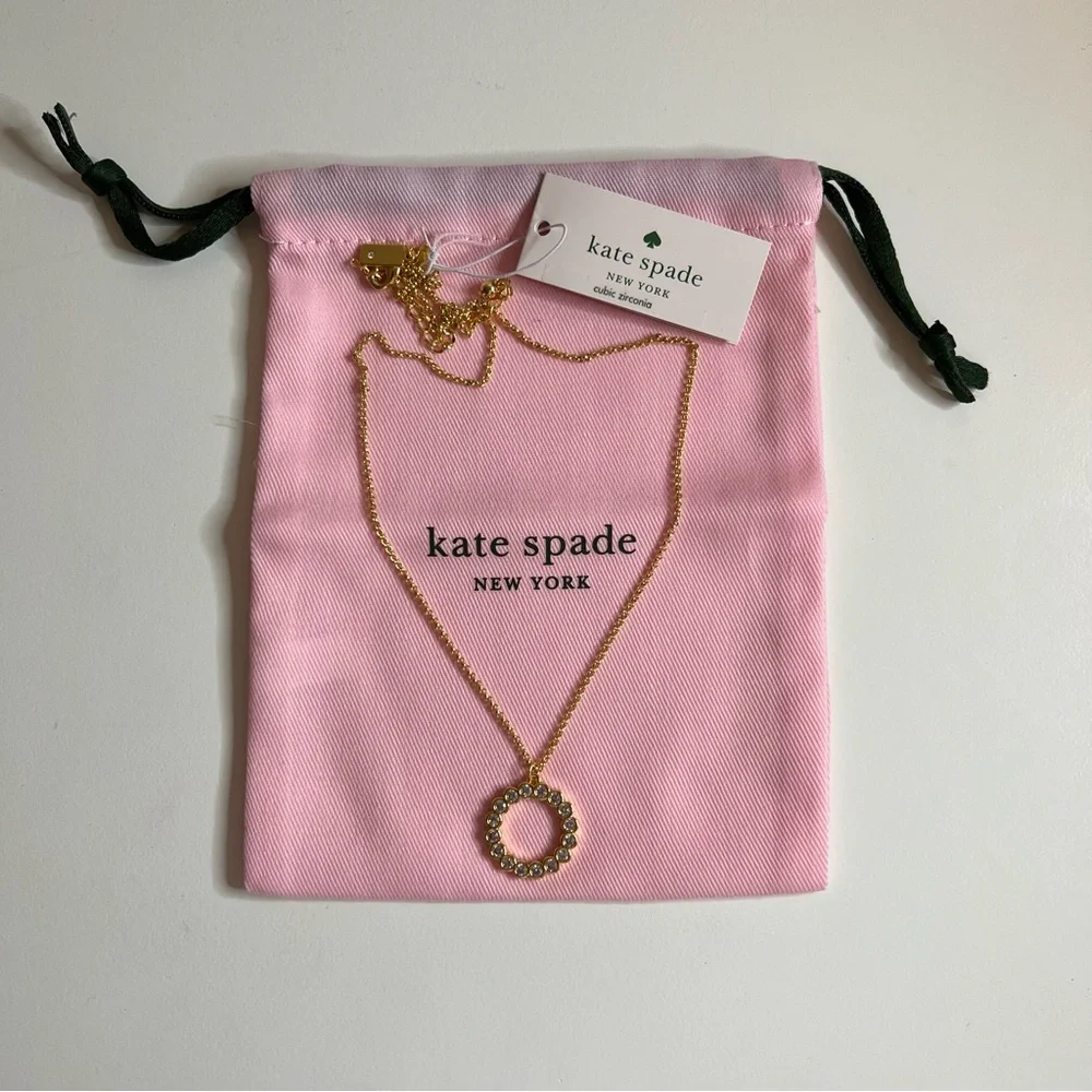 🆕 Kate Spade full circle mini pendant necklace - Picture 3 of 5